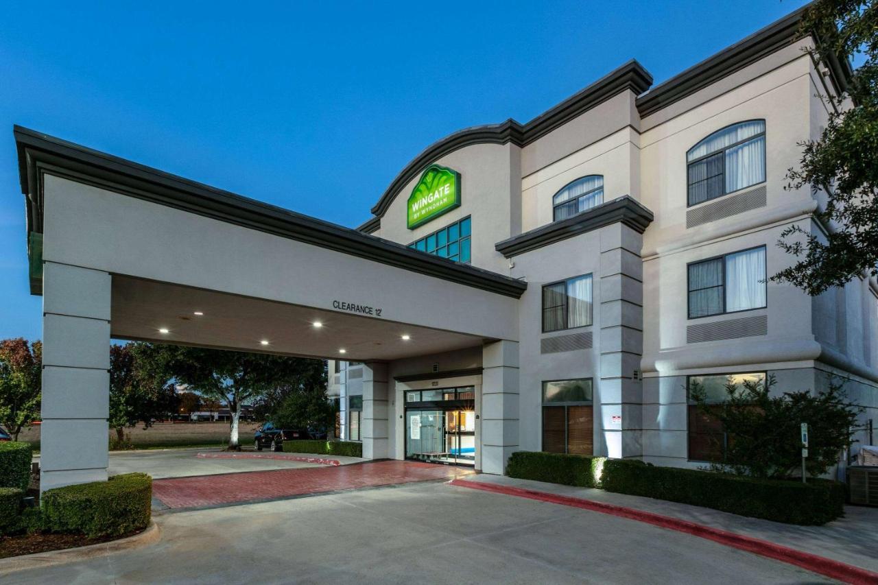 Wingate By Wyndham - Dfw North Hotel Irving Exterior photo