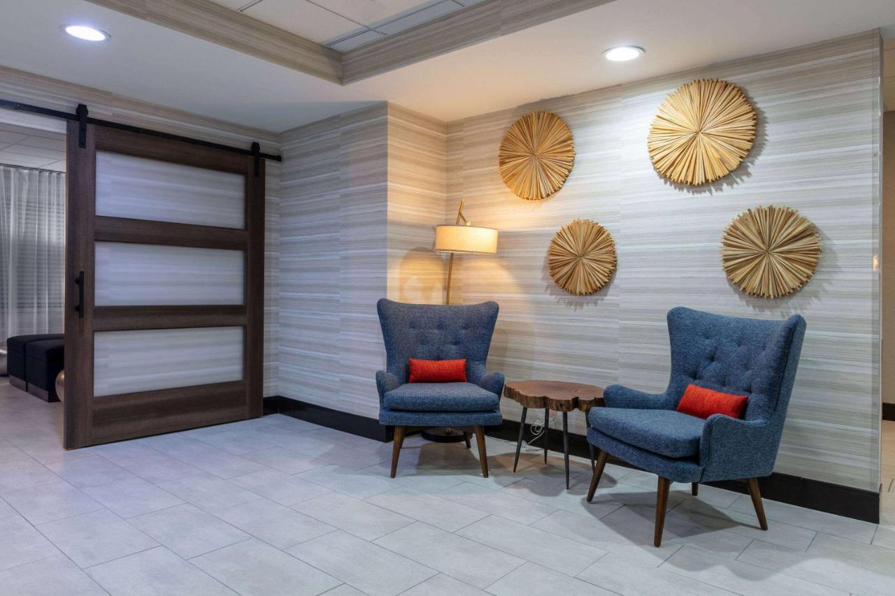 Wingate By Wyndham - Dfw North Hotel Irving Exterior photo